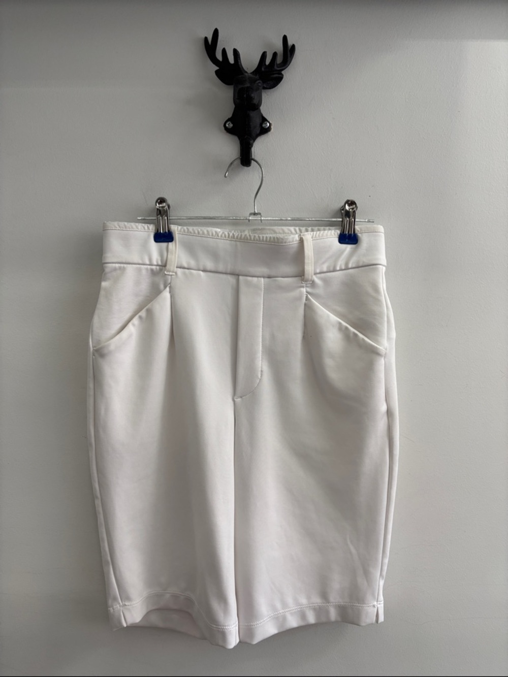 Nike White High-Waist Knee-Length Shorts